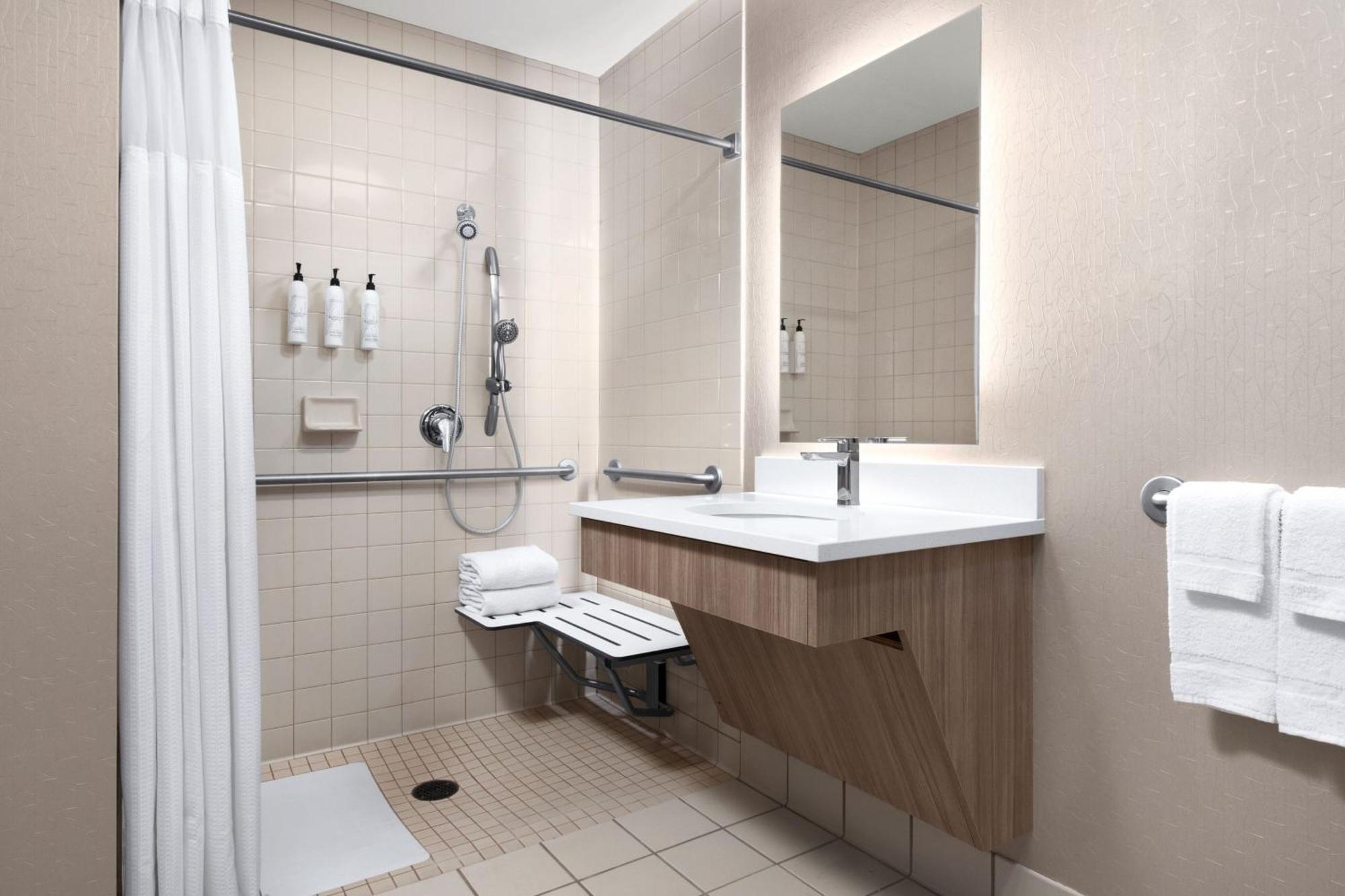 Springhill Suites By Marriott Fairbanks Exterior photo