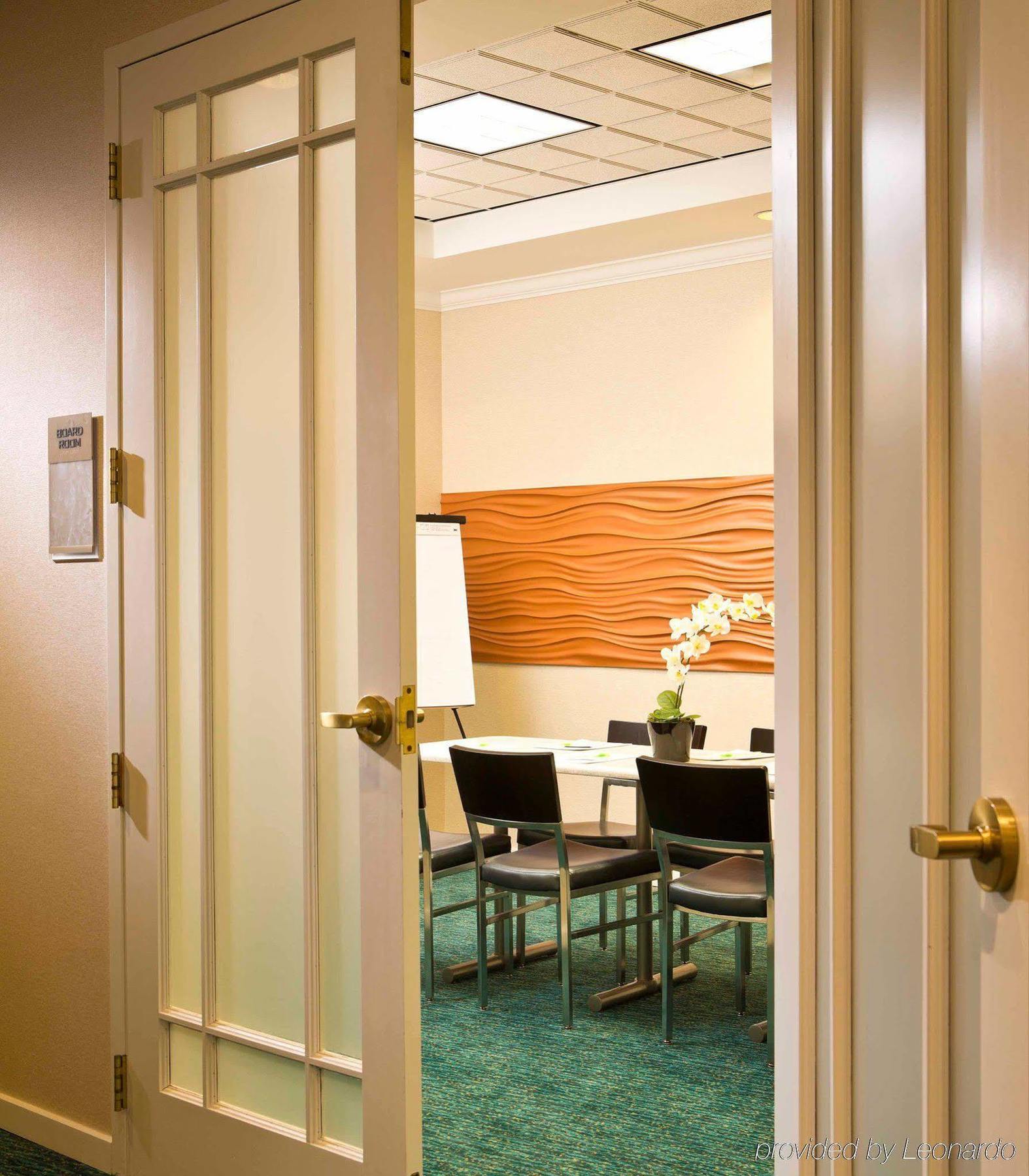 Springhill Suites By Marriott Fairbanks Exterior photo